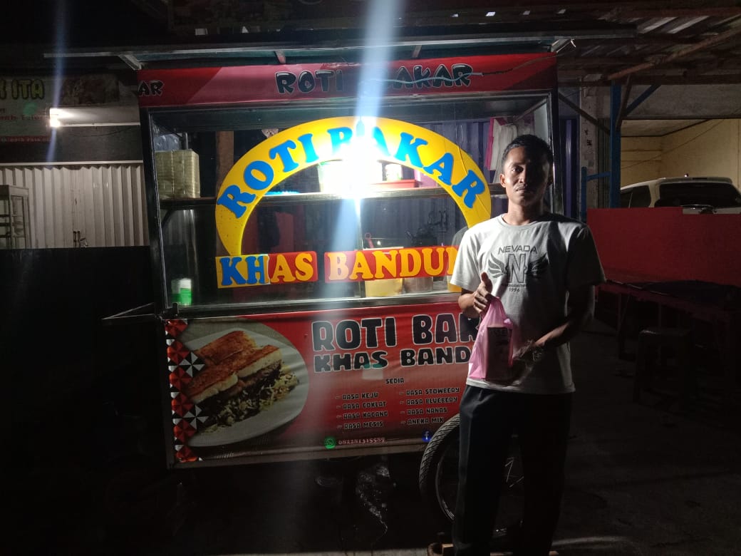 roti-bakar-khas-bandung-di-balik-bukit-lampung-barat.jpg