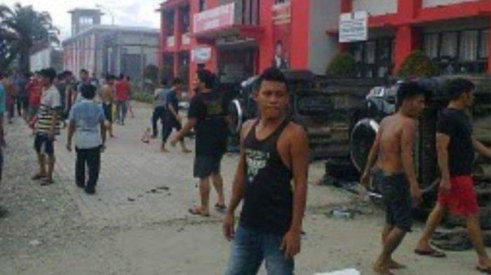 rusuh-di-lapas-narkotika-langkat.jpg