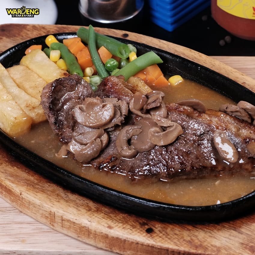 salah-satu-menu-yang-ditawarkan-waroeng-steak-and-shake.jpg