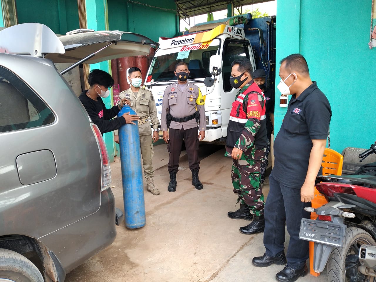 Satgas Kawal Distribusi Oksigen dari Vendor Lamteng Menuju Rumah Sakit di Lampung