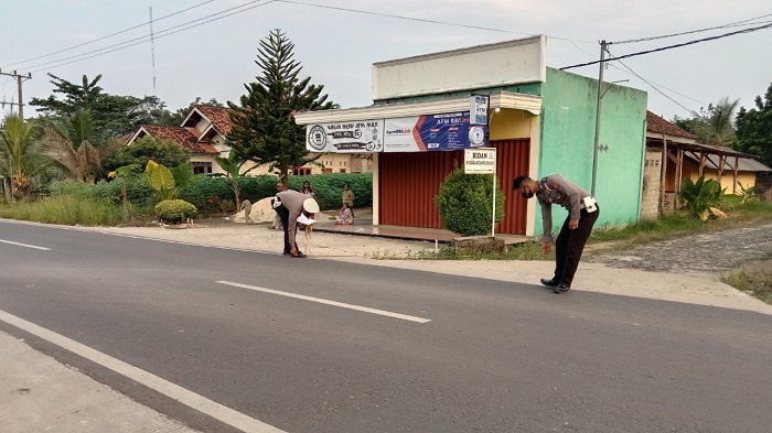 senggol-supra-pengendara-yamaha-vixion-di-tulangbawang-meninggal-di-tempat.jpg