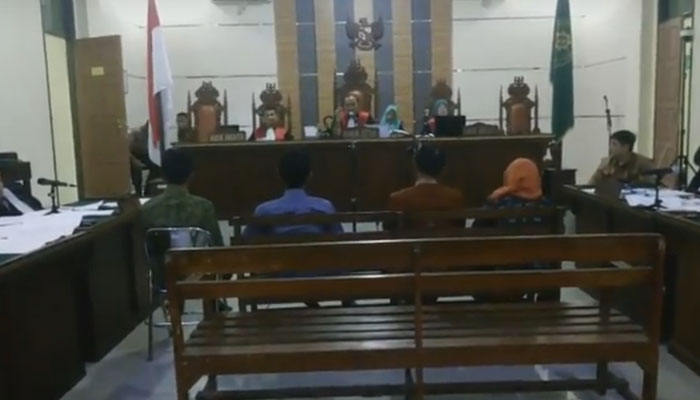 sidang-bambang_20170425_204020.jpg