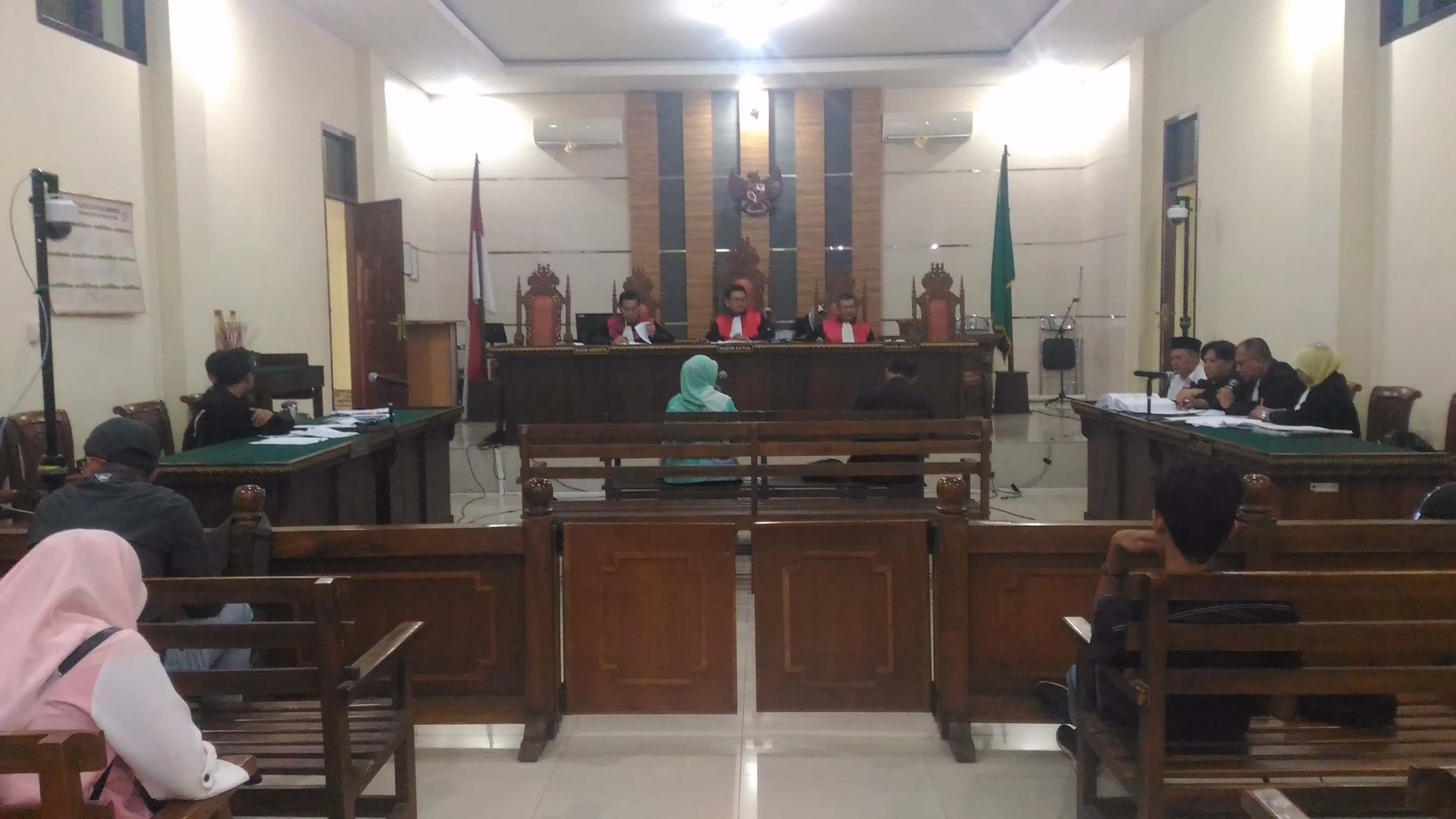 sidang-eksepsi-hendra-wijaya-a.jpg