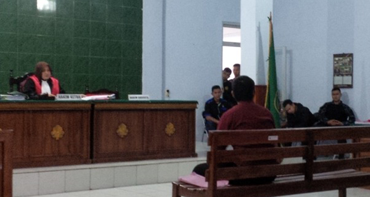 sidang-keempat-praperadilan-rachmat-hartono_20150609_211520.jpg
