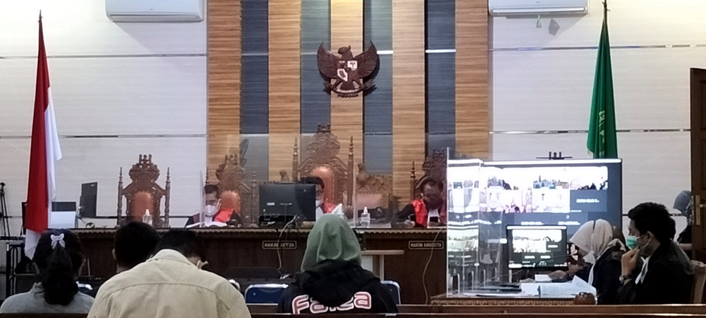 sidang-korupsi-benih-jagung-54.jpg