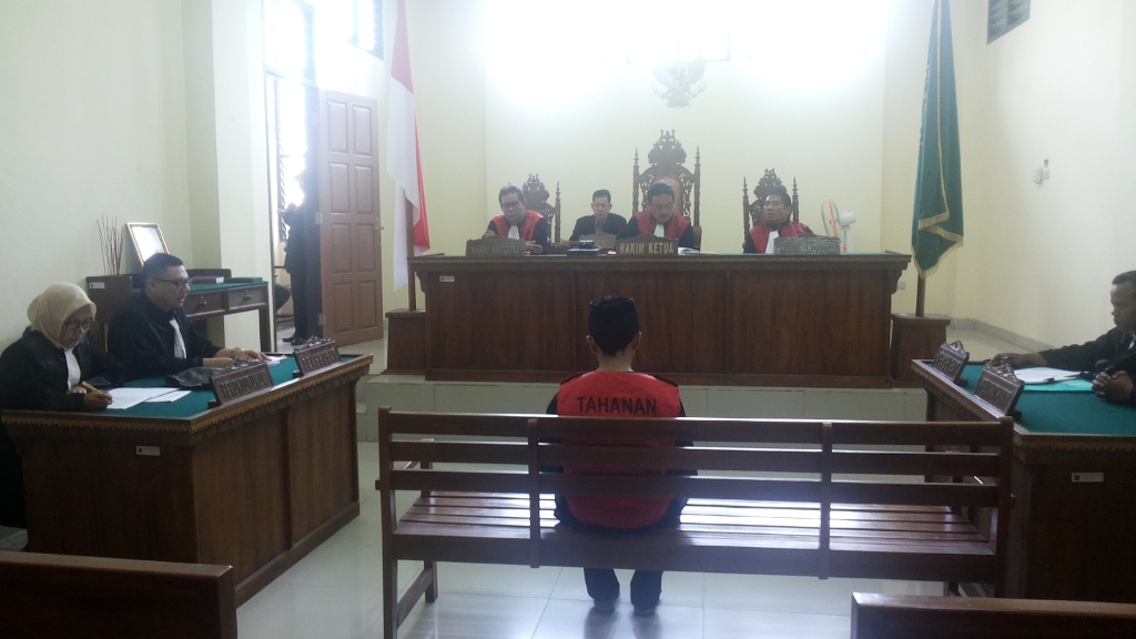 sidang-pembunuhan_20160928_155119.jpg