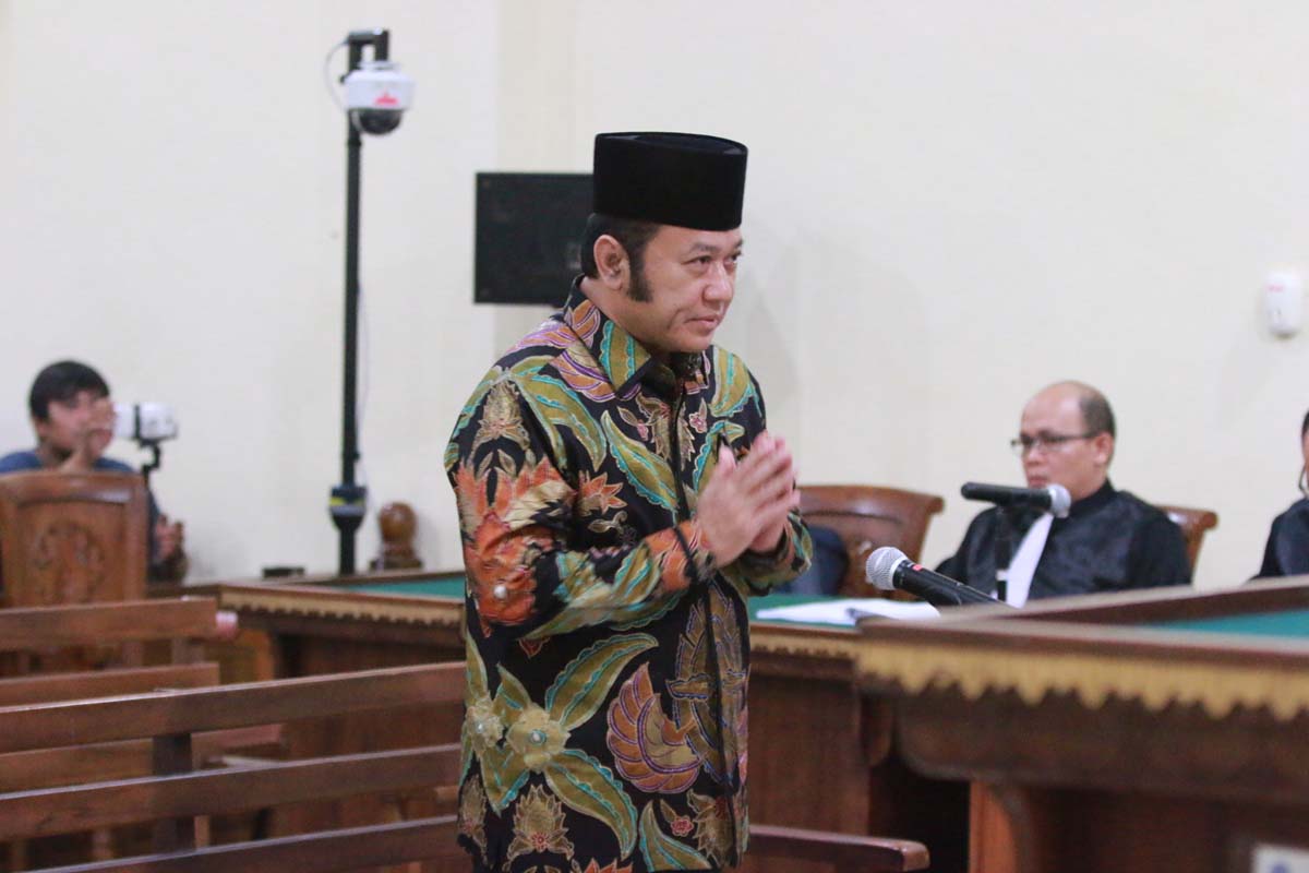 sidang-perdana-zainudin-hasan-3.jpg