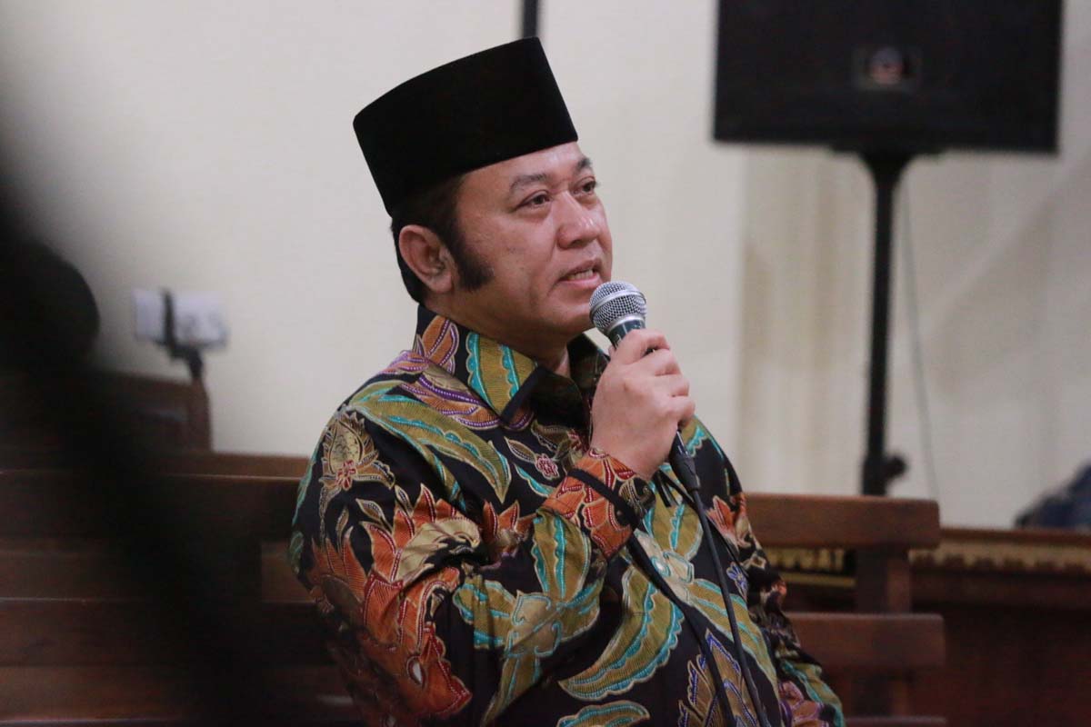 sidang-perdana-zainudin-hasan.jpg