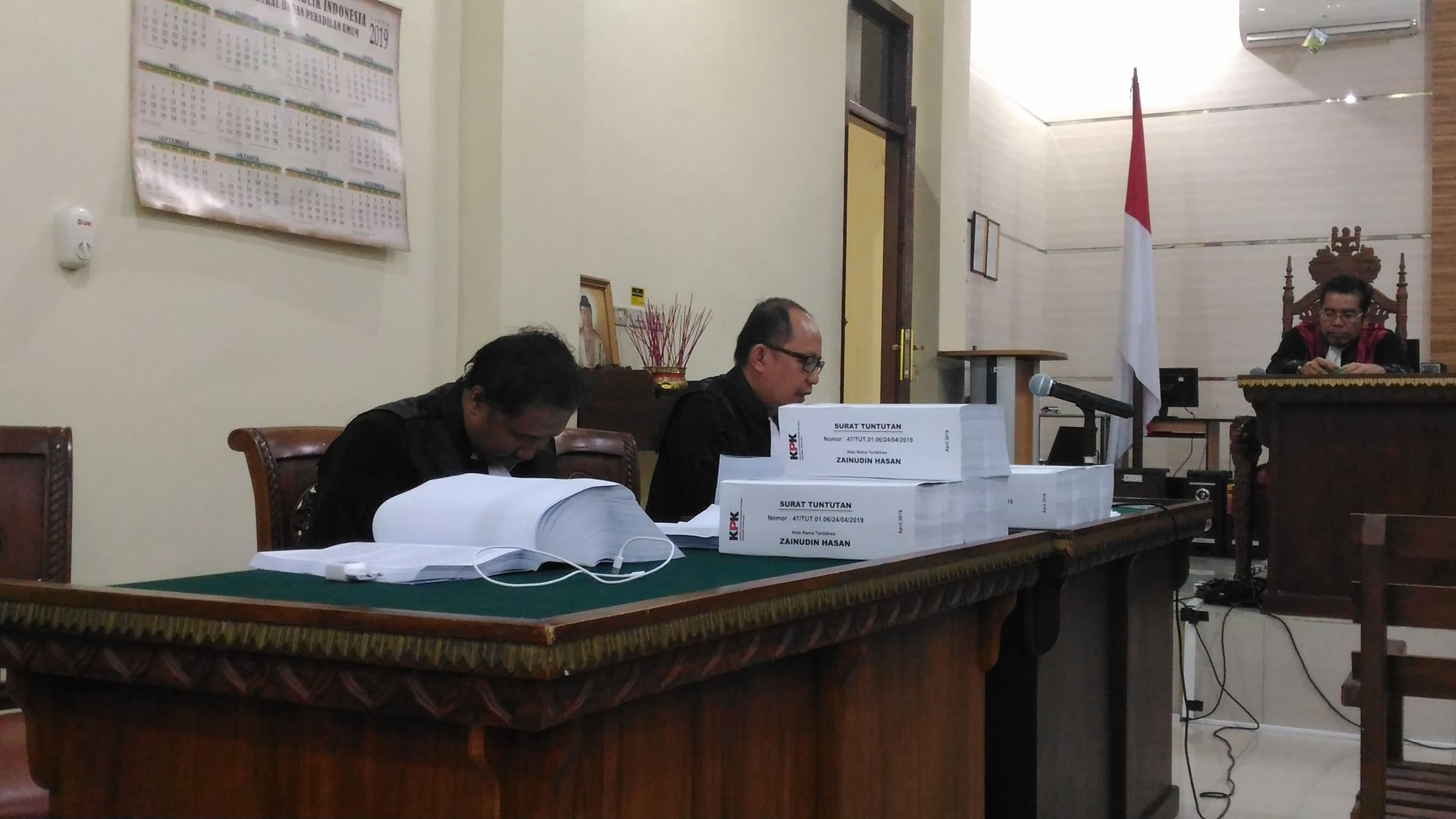 sidang-tuntutan-zainudin-hasan.jpg
