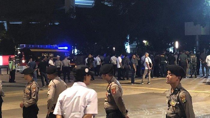 Warga Bali Geger Dengar Suara Dentuman Keras, Ada Meteor Jatuh?