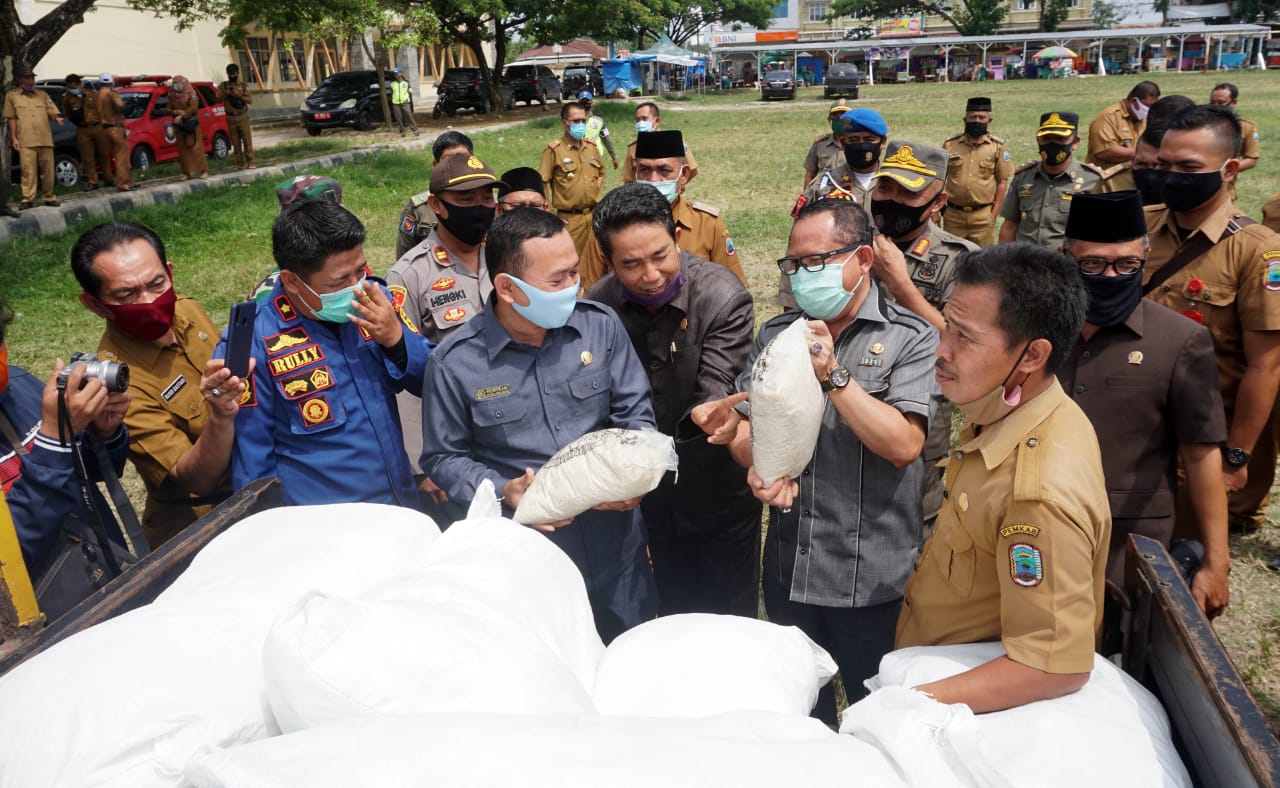 Sulpakar Ingatkan Bantuan Sembako di Lampung Selatan Tak Ada Unsur Politik