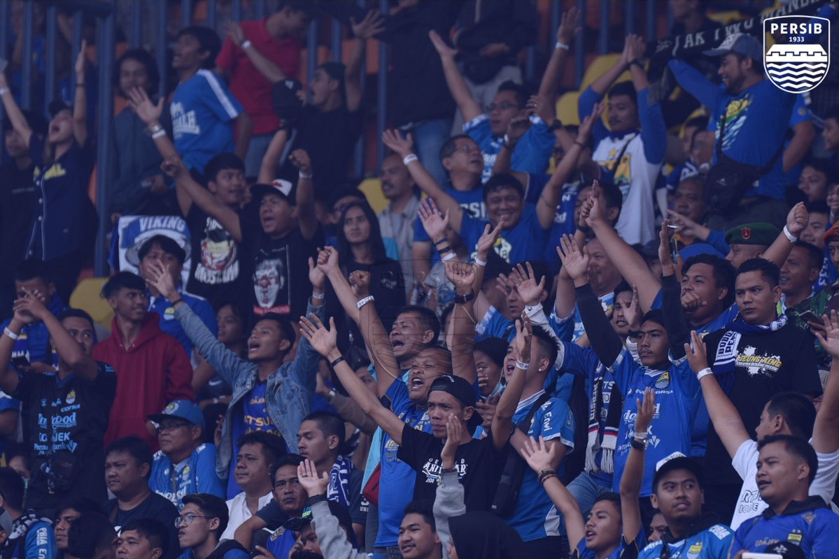 Hukuman Dicabut, Suporter Persib Bandung Bisa Nonton Langsung Timnya di Liga 1 2019