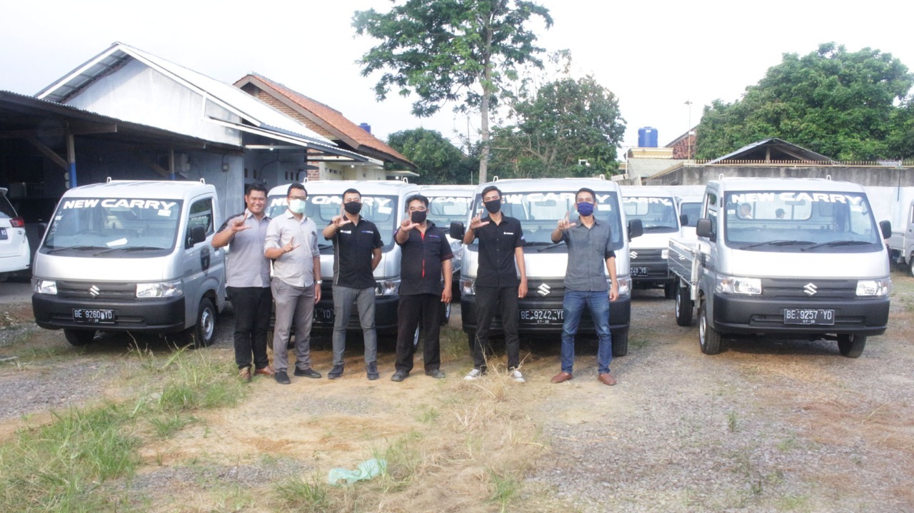 suzuki-pt-persada-lampungraya-serahkan-8-unit-suzuki-new-carry-pickup.jpg