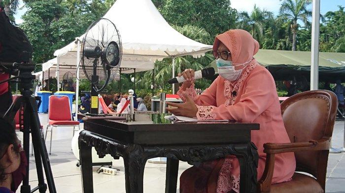 tahun-terakhir-jadi-orang-nomor-1-di-surabaya-tri-rismaharini-pamitan-ke-warganya.jpg