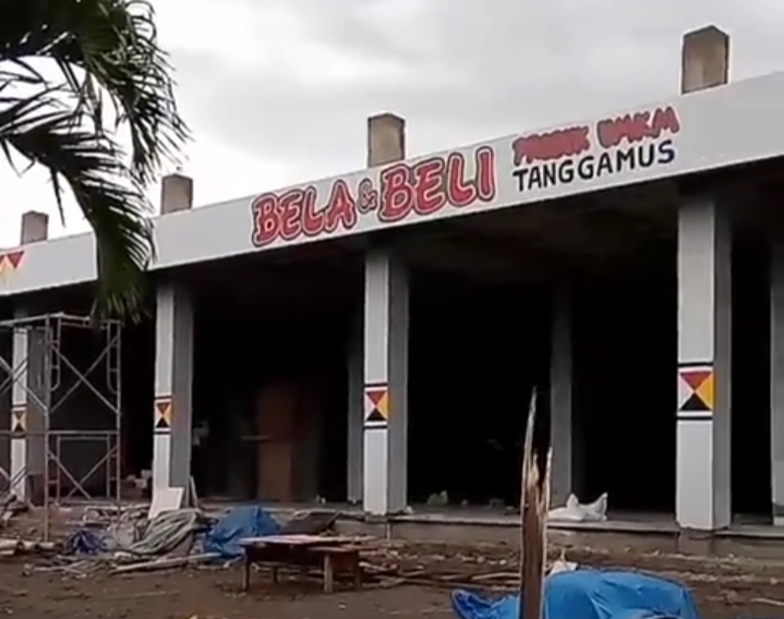 Ada Tempat Kuliner dan UMKM di Taman MK Prayitno Tanggamus