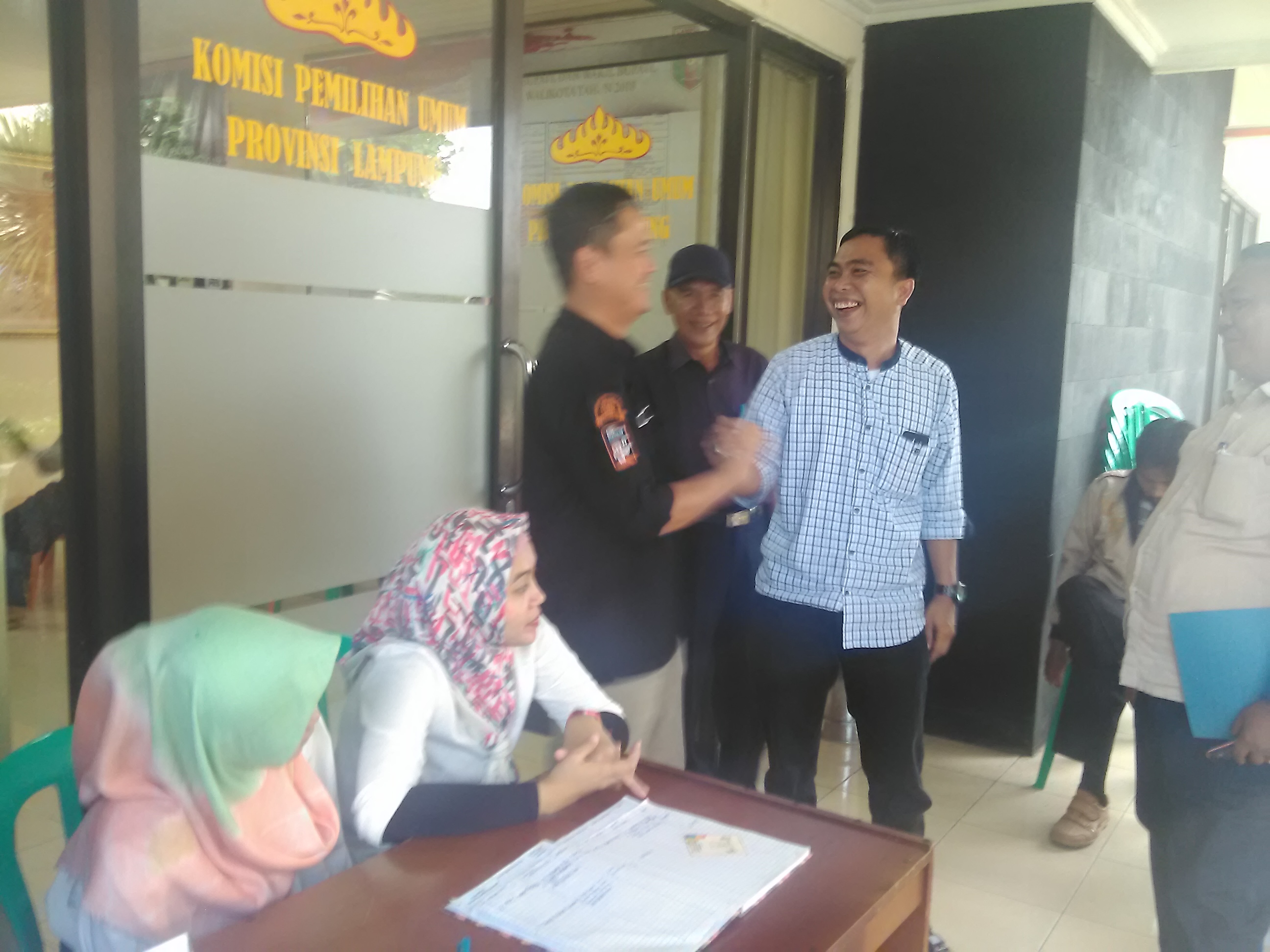 Mantan Calon Wakil Wali Kota Metro Ini Daftar Senator