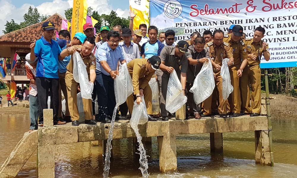 tebar-benih-ikan-jelabat_20180430_161238.jpg