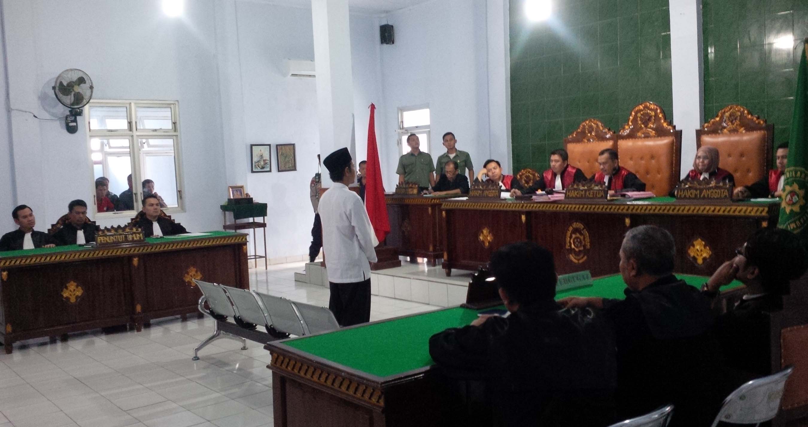 BREAKING NEWS: Marsudi Divonis 20 Tahun Penjara oleh Hakim PN Kotabumi