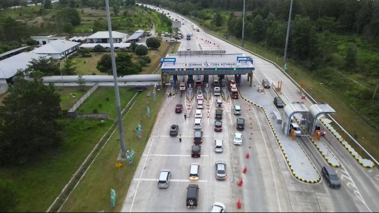 terdapat-1005654-pengguna-jalan-yang-melintas-di-Tol-Bakter-selama-Mudik-Lebaran.jpg
