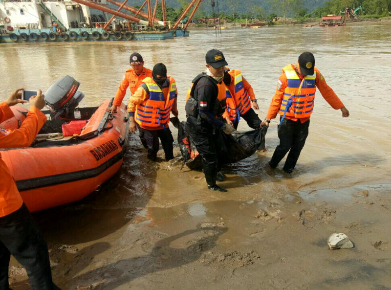 Cari Remaja yang Jatuh ke Sungai dari Jembatan Gantung Tanggamus, Tim Gabungan Kaget Dapat Hal Ini