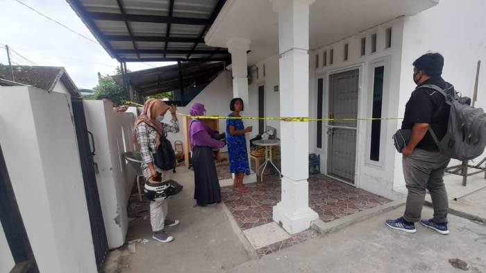 tkp-mahasiswi-aasl-cianjur-tewas-bunuh-diri-di-rumah-kerabatnya-di-bandar-lampung.jpg