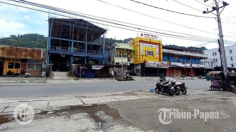 Gubernur Papua Tersangka Suap, Aksi Bela Lukas Enembe Bikin Aktivitas Ekonomi Lumpuh Total