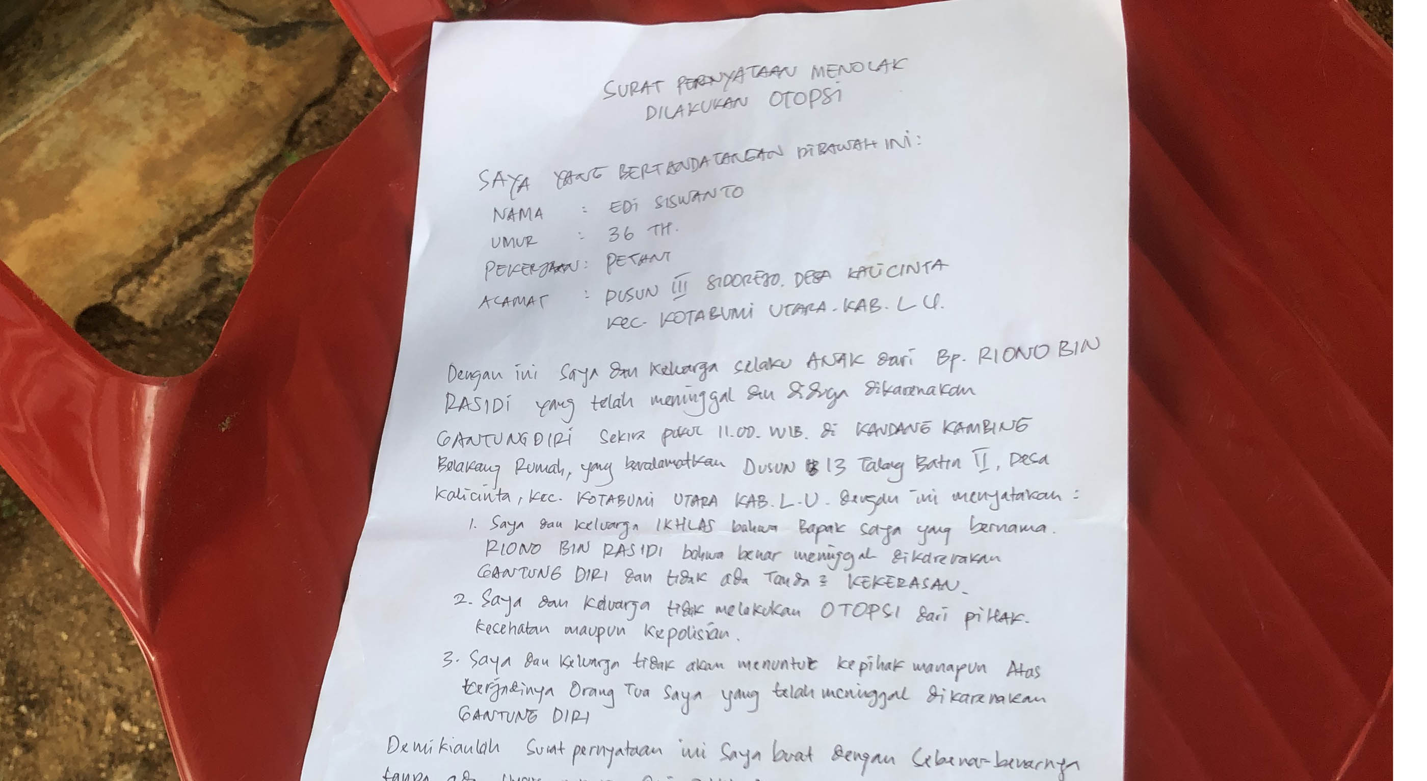 Tolak Autopsi, Jenazah Riono, Warga Kotabumi Utara yang Tewas Gantung Diri Dimakamkan oleh Keluarga