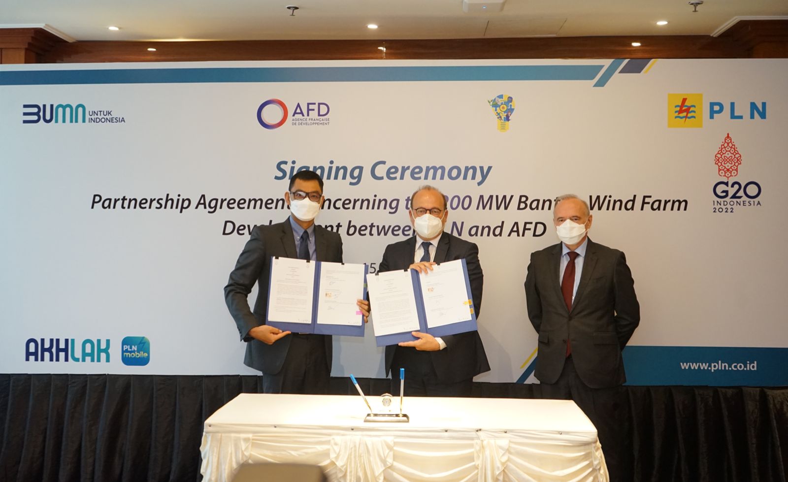 Gandeng AFD Prancis, PLN Akan Bangun Pembangkit Tenaga Angin 200 MW di Banten