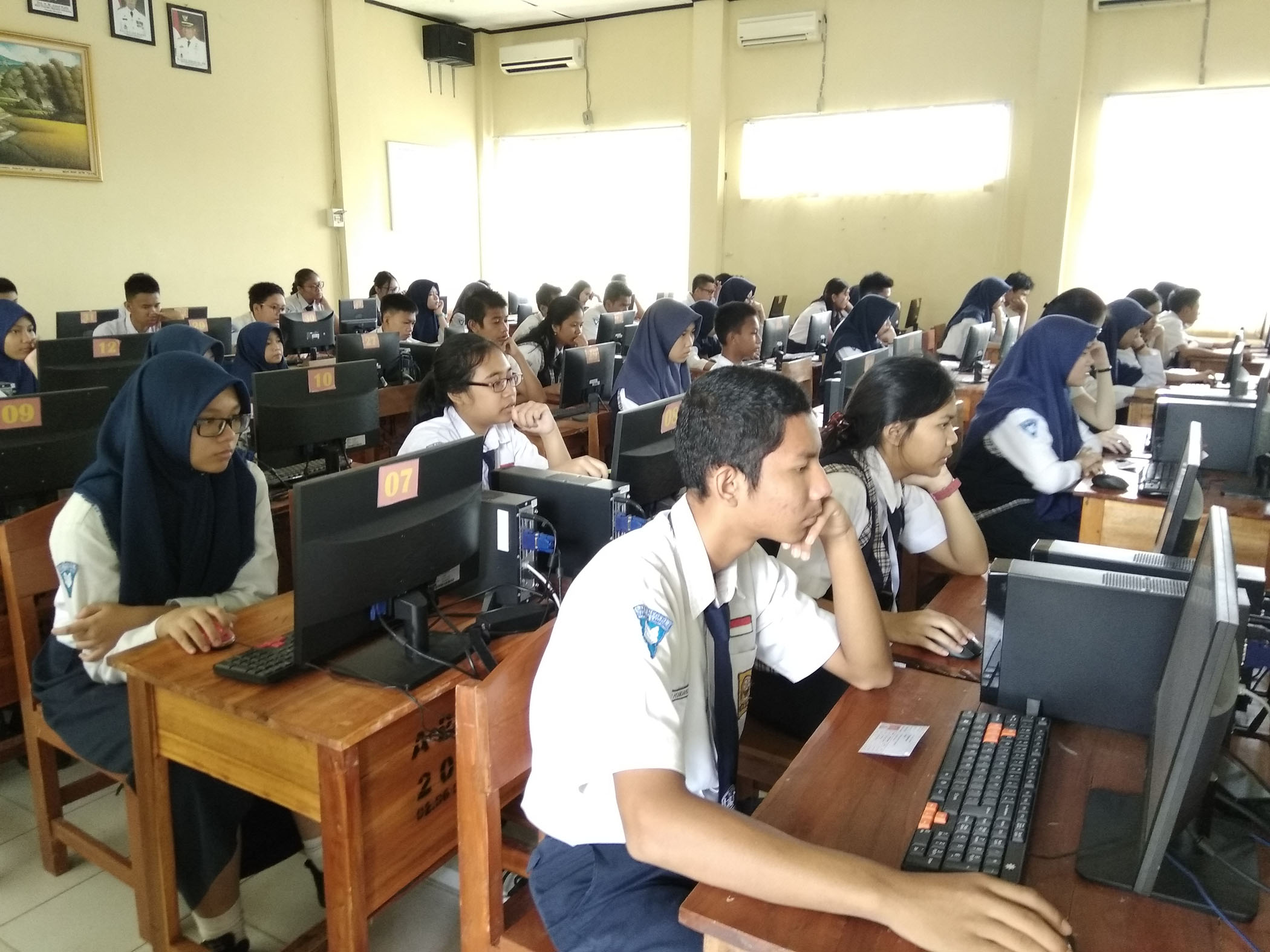 Ikut UNBK, 39 SMP di Bandar Lampung Gabung Sekolah Lain