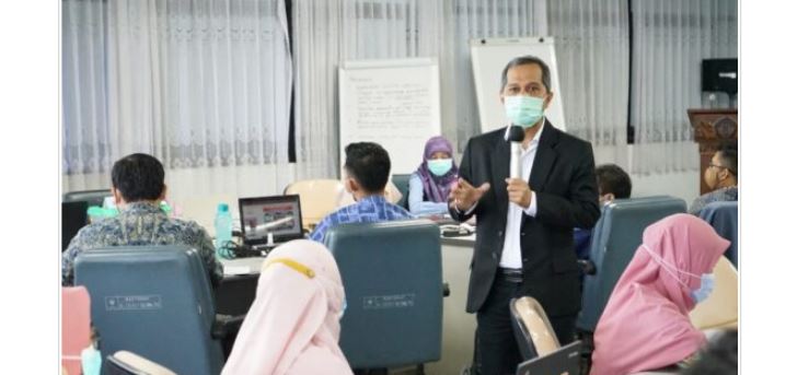 Rektor Unila Jadi Narasumber Pembekalan Pelatihan Pekerti Batch 2