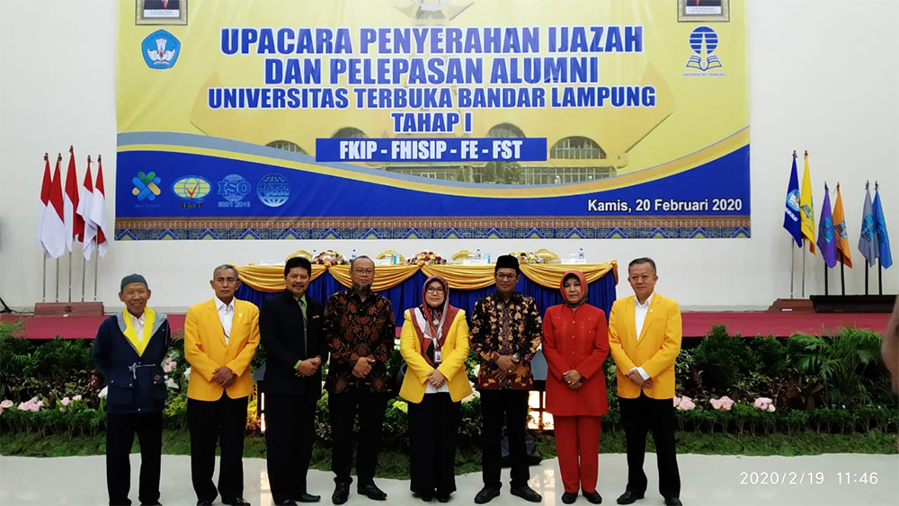 ut-lampung-upacara-1.jpg