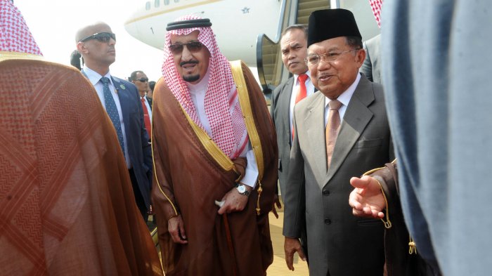 wakil-presiden-jusuf-kalla-melepas-keberangkatan-raja-arab-saudi-salman_20170312_130017.jpg