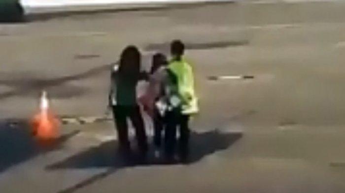 wanita-kejar-pesawat-citilink.jpg