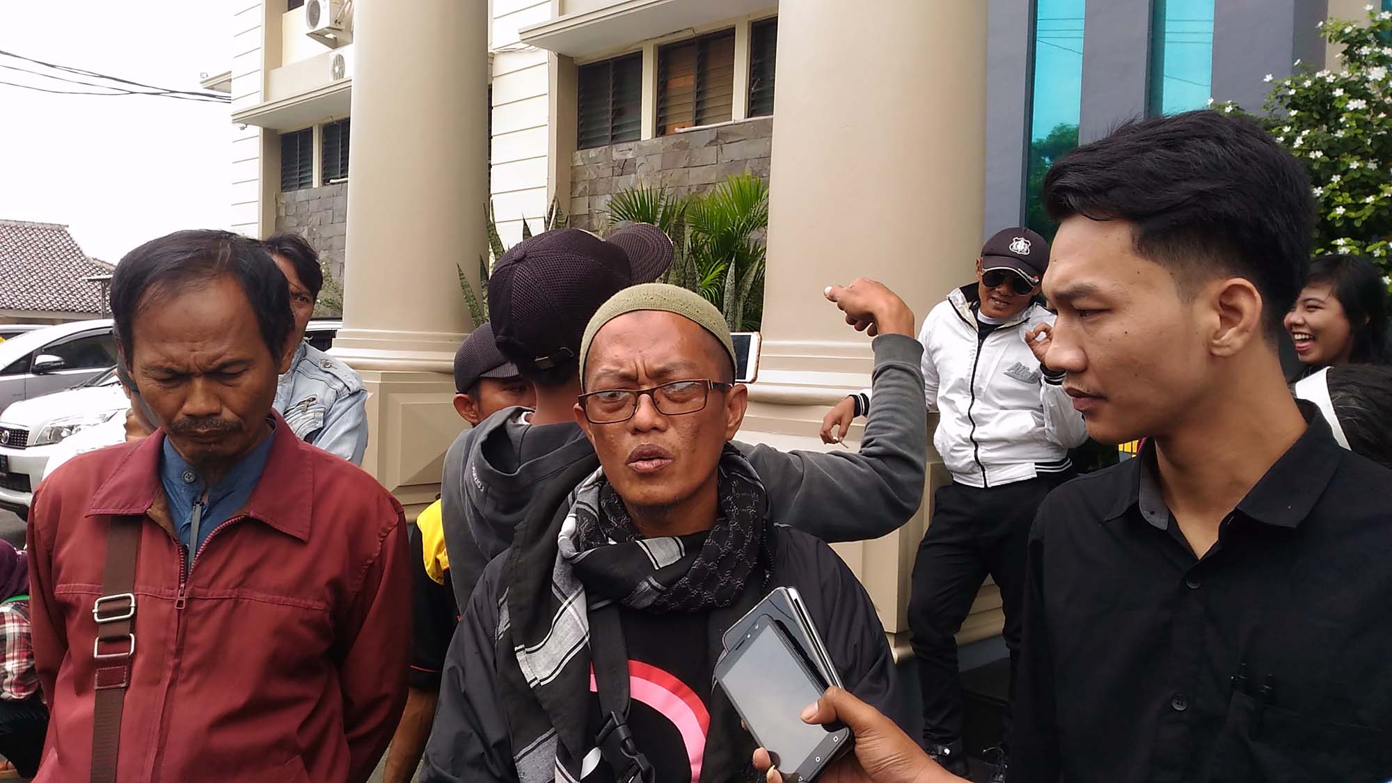 Puluhan Warga Eks Pasar Griya Sukarame Layangkan Gugatan Ke PN Tanjungkarang