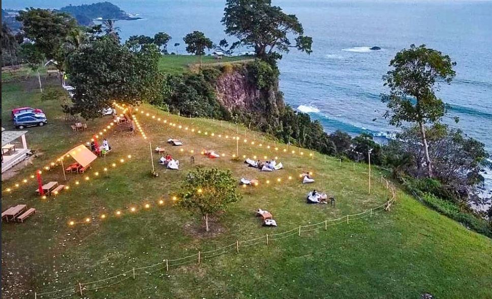 Wisata Lampung, Menikmati Indahnya Laut Sambil Barbeque di Arang Lampung