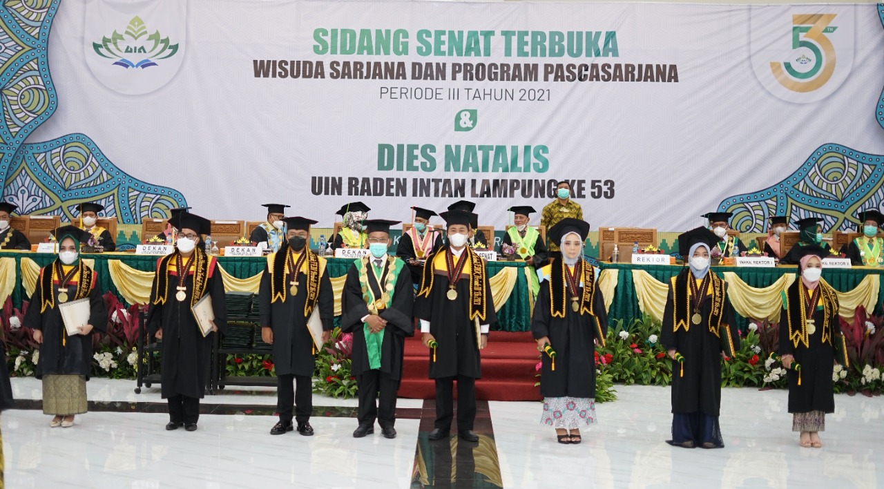 wisuda-uin-14-oktober.jpg