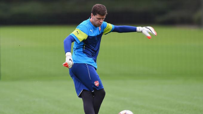 Kiper Arsenal Hari Ini Jalani Tes Medis di Roma