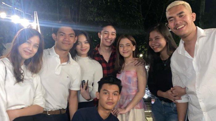 zaki-pohan-bersama-teman-teman-adhisty-zara-instagram-zaraadhsty.jpg