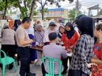 Pasar BTN Way Pengubuan Disambangi Gerakan Pangan Murah Polres Lampung Tengah