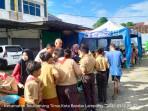 BAGIKAN-MAKANAN-200-porsi-makan-gratis-polresta1.jpg