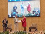 BEST-PRESENTER-Dosen-Teknokrat-Achmad-Yudi.jpg