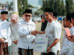 Gubernur Lampung dan BPJS Ketenagakerjaan Serahkan Kartu Kepesertaan ke Pengurus Ponpes di HSN