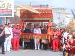Bupati-Pringsewu-Riyanto-Pamungkas-menerima-gelar-adat.jpg