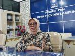 Diah-Dharma-Yanti-saat-diwawancarai-di-ruang-fraksi-DPRD-PAN-Lampung.jpg