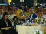 Khofifah-Indar-Prawansa-hadir-di-acara-HUT-Partai-Golkar-pakai-kerudung-kuning.jpg