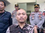 Komisioner-KPU-Lampung-Timur-Desman-terima-Dawam-Ketut.jpg