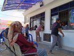 Para-wajib-pajak-saat-membayar-pajak-kendaraan-bermotor-PKB.jpg