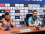Pelatih-Persita-konferensi-pers-sebelum-pertandingan.jpg