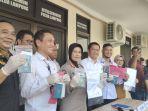 Polda-Lampung-bongkar-sindikat-TPPO-TKI-ilegal-56.jpg