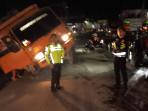 Polres-Pringsewu-evakuasi-truk-kecelakaan.jpg